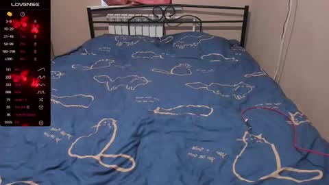 Eva online show from November 16, 2025, 12:44 pm