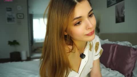 Hello my name is Eva its my first day here online show from June 28, 2026, 9:48 am