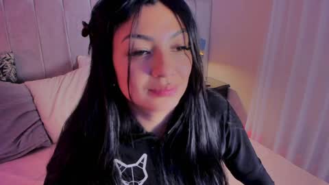 Snapshot of evaa_stevens chatting on May 21, 2026, 7:54 pm julieth online show from May 21, 2026, 7:54 pm