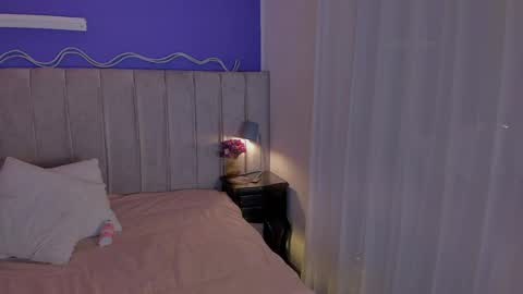 Snapshot of evaa_stevens chatting on May 29, 2026, 8:07 pm julieth online show from May 29, 2026, 8:07 pm