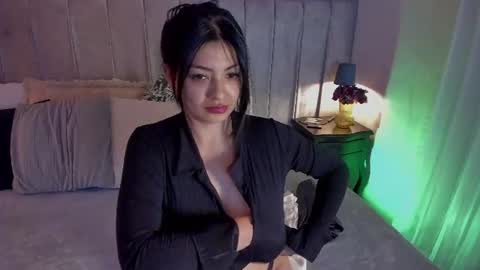 julieth online show from June 16, 2026, 7:49 pm