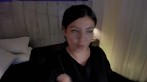 Snapshot of evaa_stevens chatting on July 27, 2026, 7:54 pm julieth online show from July 27, 2026, 7:54 pm