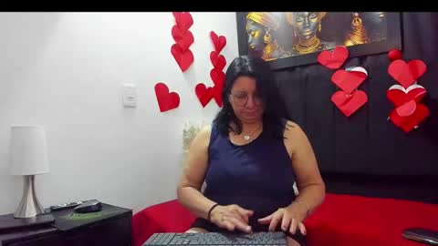 Eva online show from February 17, 2025, 9:41 pm