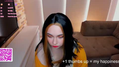 Snapshot of evablimey chatting on September 14, 2025, 4:44 am Eva online show from September 14, 2025, 4:44 am