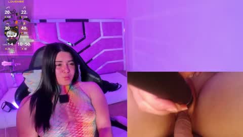 Snapshot of evabloom_ chatting on April 21, 2026, 1:42 am EvaBloom online show from April 21, 2026, 1:42 am
