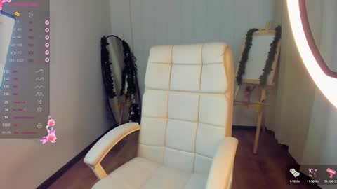 Snapshot of evacadooo chatting on December 14, 2024, 11:18 am Eva online show from December 14, 2024, 11:18 am