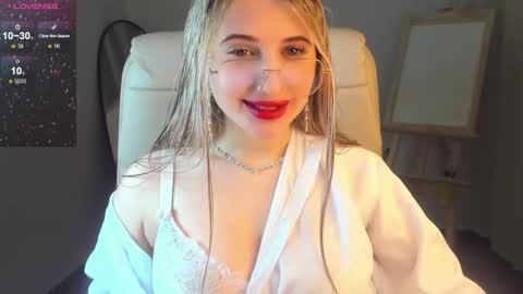 Snapshot of evacadooo chatting on January 8, 2025, 5:27 am Eva online show from January 8, 2025, 5:27 am