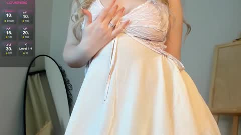 Snapshot of evacadooo chatting on January 19, 2025, 5:48 am Eva online show from January 19, 2025, 5:48 am