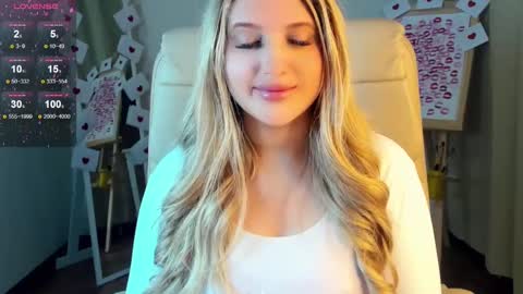 Snapshot of evacadooo chatting on February 16, 2025, 5:37 am Eva online show from February 16, 2025, 5:37 am