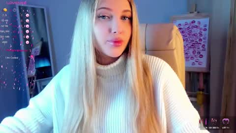 Snapshot of evacadooo chatting on February 28, 2025, 2:42 am Eva online show from February 28, 2025, 2:42 am