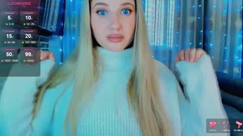 Snapshot of evacadooo chatting on October 4, 2025, 7:28 am Eva online show from October 4, 2025, 7:28 am