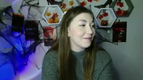 Evachaturbatte online show from October 30, 2025, 1:23 pm