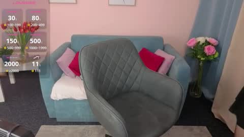 Snapshot of evafolverr chatting on November 26, 2025, 7:09 am Eva online show from November 26, 2025, 7:09 am