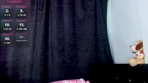 Evah Lee online show from May 13, 2026, 2:09 am