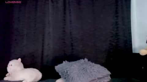Evah Lee online show from June 15, 2026, 1:41 am