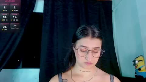 Evah Lee online show from July 13, 2026, 3:42 am