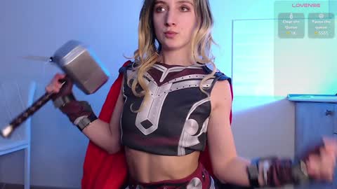 Snapshot of evahailey_ chatting on January 30, 2025, 7:39 am Eva online show from January 30, 2025, 7:39 am