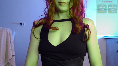 Snapshot of evahailey_ chatting on February 1, 2025, 4:24 am Eva online show from February 1, 2025, 4:24 am