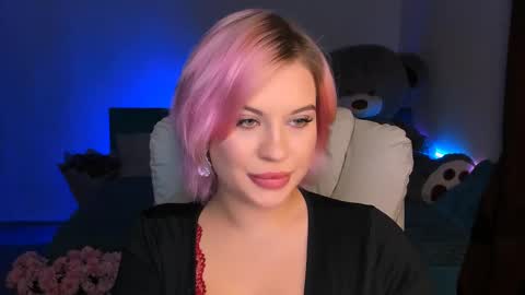 Eva online show from December 19, 2024, 10:42 pm