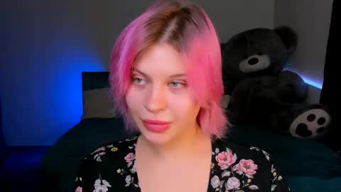 Eva online show from January 10, 2025, 10:46 pm