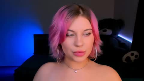 Eva online show from January 11, 2025, 9:57 pm