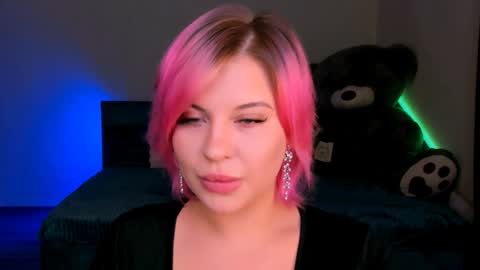 Eva online show from January 30, 2025, 7:26 pm