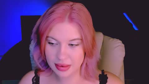 Eva online show from September 17, 2025, 5:42 am