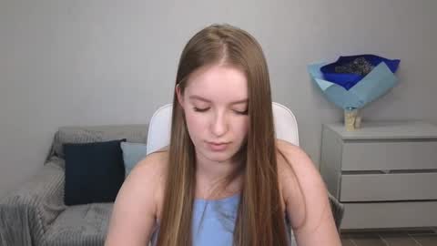 Snapshot of evajuly chatting on December 22, 2024, 6:48 pm Eva online show from December 22, 2024, 6:48 pm