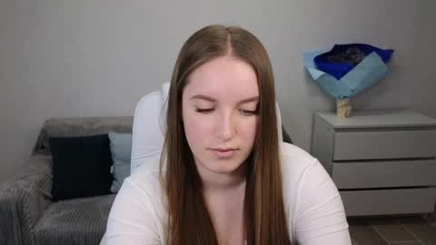 Snapshot of evajuly chatting on December 29, 2024, 4:19 pm Eva online show from December 29, 2024, 4:19 pm