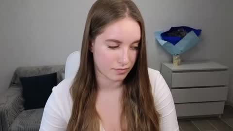 Snapshot of evajuly chatting on January 8, 2025, 3:28 pm Eva online show from January 8, 2025, 3:28 pm