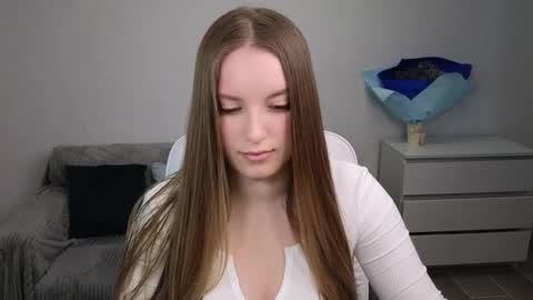 Snapshot of evajuly chatting on February 28, 2025, 5:15 am Eva online show from February 28, 2025, 5:15 am