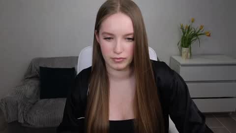 Snapshot of evajuly chatting on March 9, 2025, 7:05 pm Eva online show from March 9, 2025, 7:05 pm