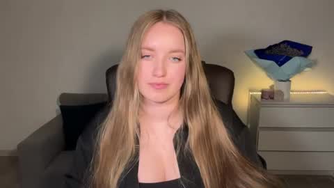 Eva online show from June 14, 2026, 8:22 pm