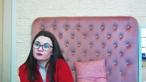 evakarrera online show from April 27, 2026, 9:40 am