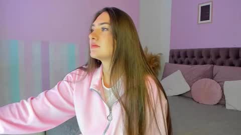 Eva online show from April 28, 2026, 3:11 am