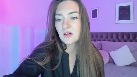 Eva online show from May 7, 2026, 3:12 am
