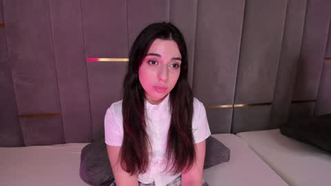 Snapshot of evalims chatting on January 26, 2025, 1:47 pm EVA online show from January 26, 2025, 1:47 pm