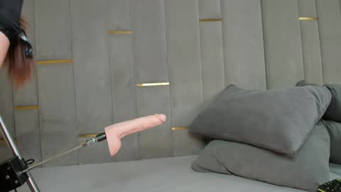 Snapshot of evalims chatting on November 5, 2025, 12:38 pm EVA online show from November 5, 2025, 12:38 pm