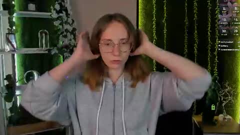 evalora online show from July 19, 2026, 7:17 pm