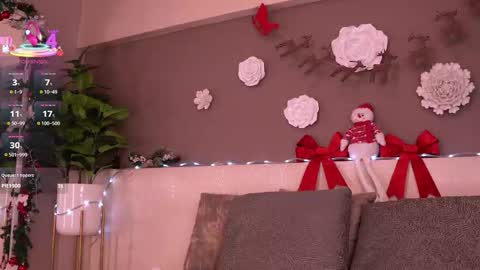 Eva Moretti online show from December 16, 2025, 7:52 pm