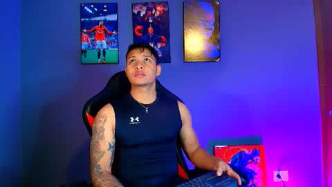 Snapshot of evan_greey chatting on July 22, 2026, 3:20 am EVAN GREY online show from July 22, 2026, 3:20 am