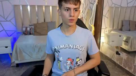 evan_tay online show from April 25, 2026, 4:15 am