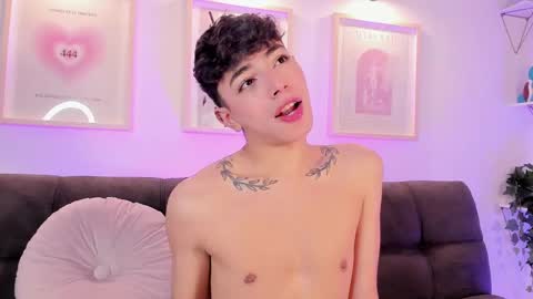 Snapshot of evan_voss chatting on September 16, 2025, 6:25 am Evan voss help me get 200 likesindependent model online show from September 16, 2025, 6:25 am