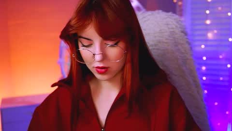 Snapshot of evanellson chatting on March 5, 2025, 8:21 am Eva online show from March 5, 2025, 8:21 am