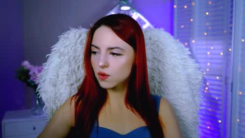 Snapshot of evanellson chatting on November 28, 2025, 3:47 pm Eva online show from November 28, 2025, 3:47 pm