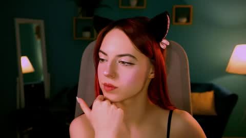 Eva  online show from April 23, 2026, 8:00 pm