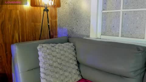 EVA online show from May 10, 2026, 6:57 pm