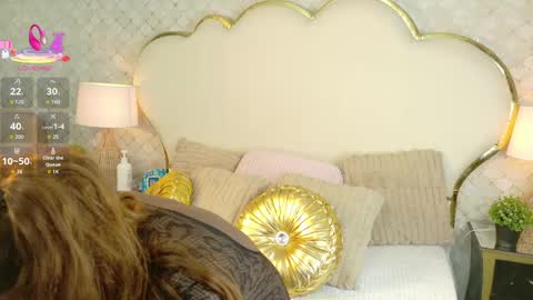 evangelin_ts online show from May 14, 2026, 4:19 am