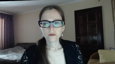 YourMistress online show from April 15, 2026, 8:54 am