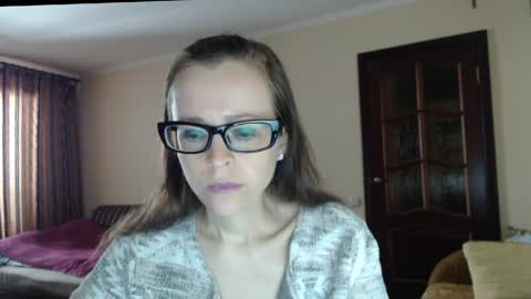YourMistress online show from April 28, 2026, 8:52 am